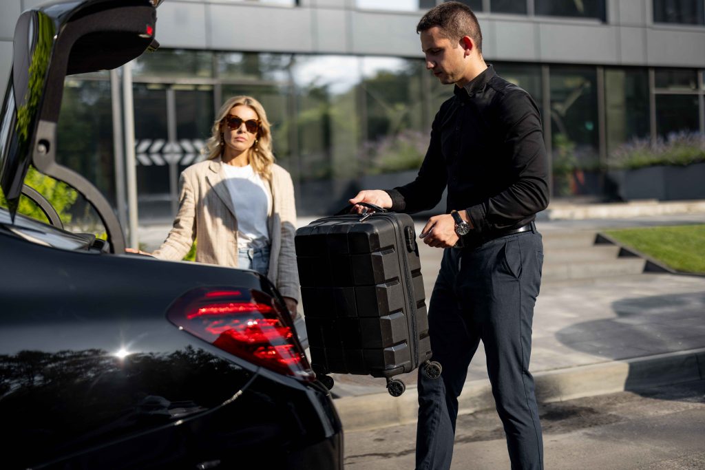 ransfer from Gatwick Airport to the Hotel